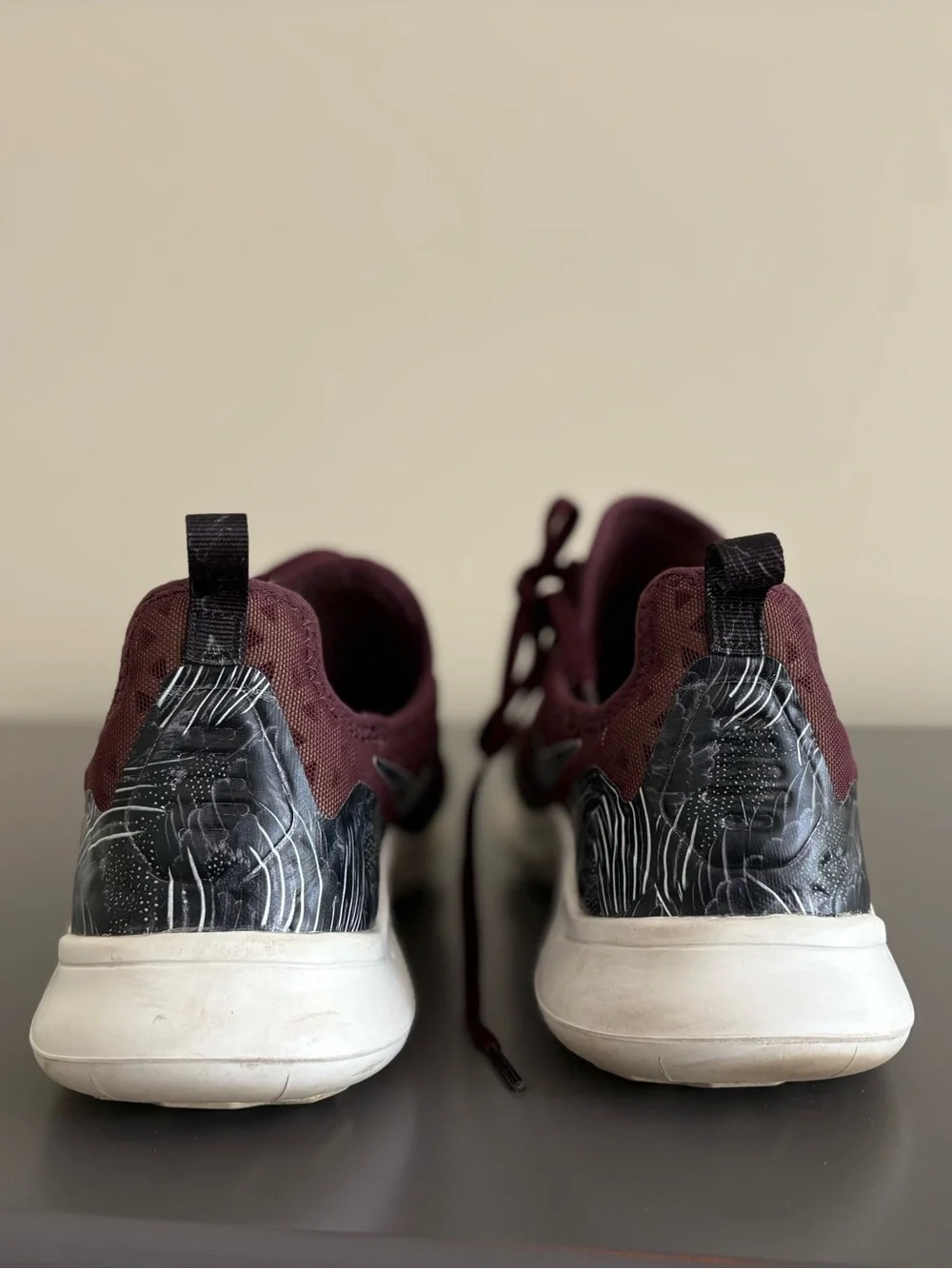 EUC, Women’s Nike Free TR 8 Print Burgundy Crush Training/Workout Shoe, Size 9.5
